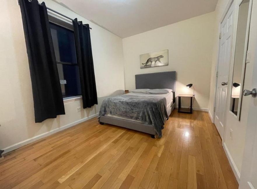 Nyc Manhattan Bedroom 3*